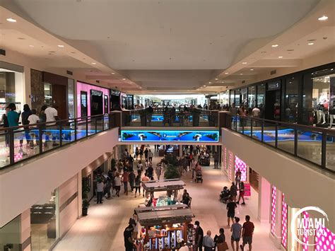 aventura mall zip code.